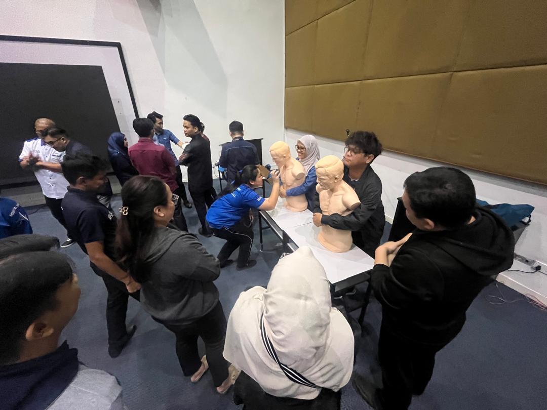 HEALTH TALK - BASIC LIFE SUPPORT 4